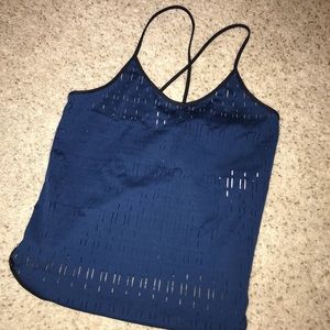 Breathable workout tank top